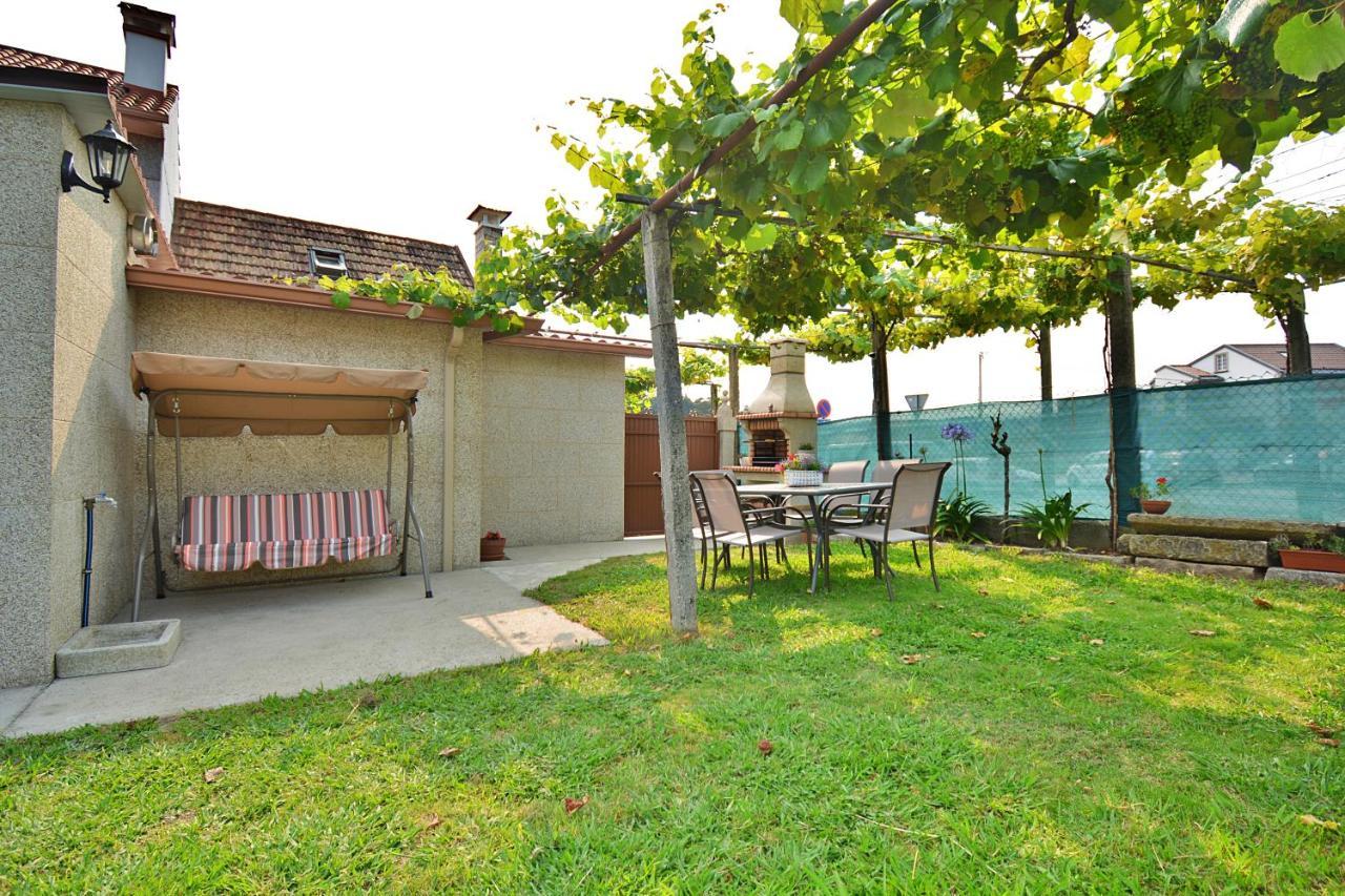 Galihost - Casa Con Jardin En Pontevedra Villa Exterior photo
